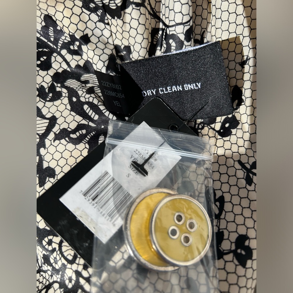 NWT🌷GUESS - Picture 10 of 10